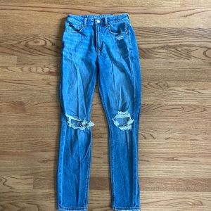 American Eagle Mom Jean